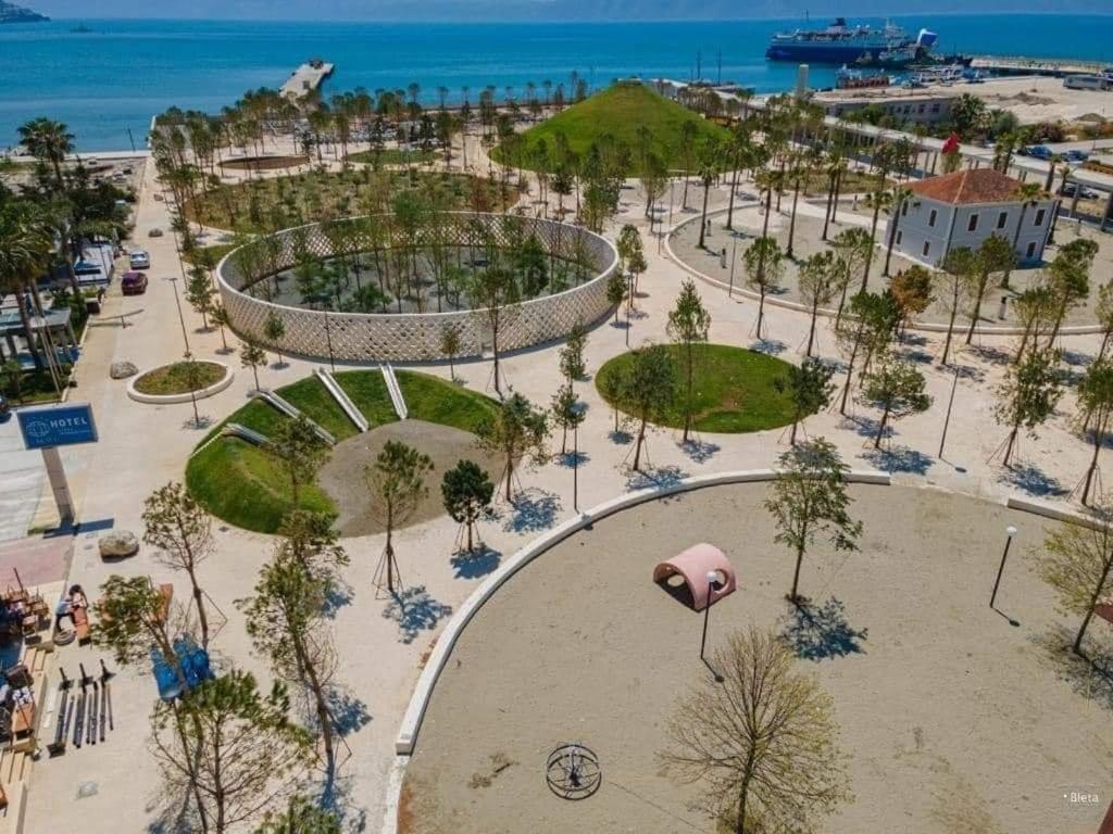 Lovely Place. Close To Beach & Boulevard Vlorë Eksteriør bilde
